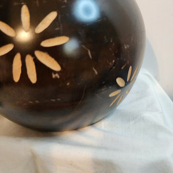 Vintage Polish Carved Wood Vase Floral Inlay Dark Brown Folk Art 8" Tall Heavy - Picture 10 of 10